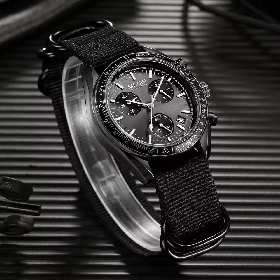 MEGIR 2247 Men's Luxury Quartz - огляд і ціна Canvas Strap Watch